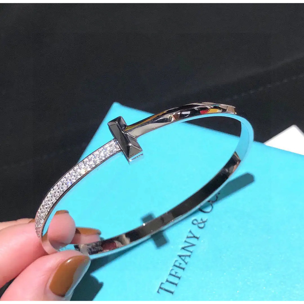 Tiffany & Co. Luxury Wide Bracelet with Diamonds - Picture 5 of 5